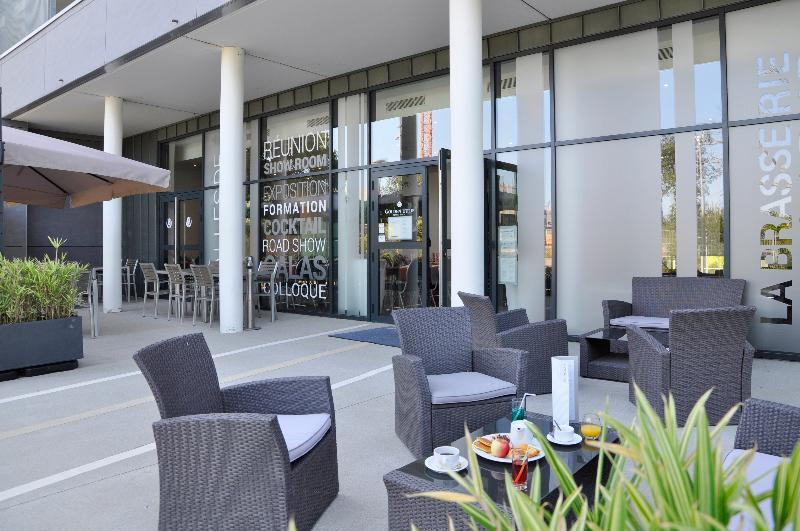 Golden Tulip Pornic Suites- Appart Hotel Exterior foto